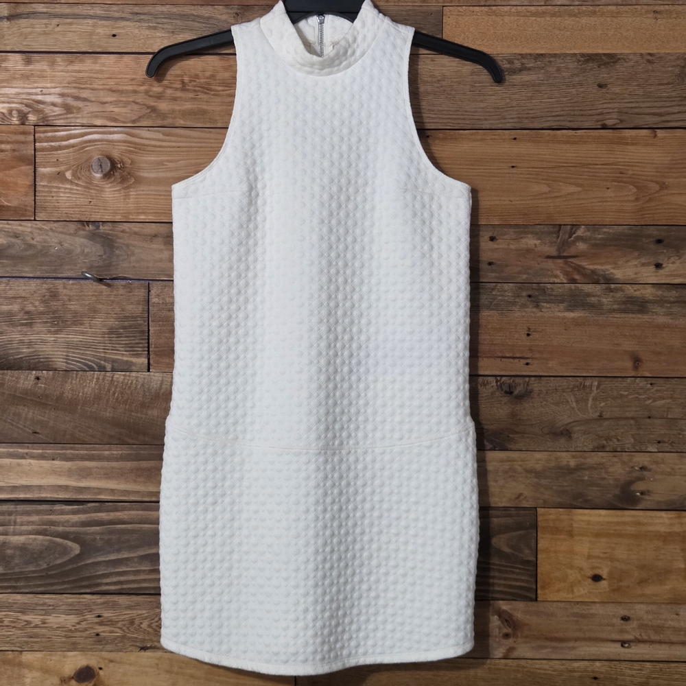 Textured Abercrombie & Fitch Mock Neck Mini Shift Dress Ivory Sleeveless Preppy